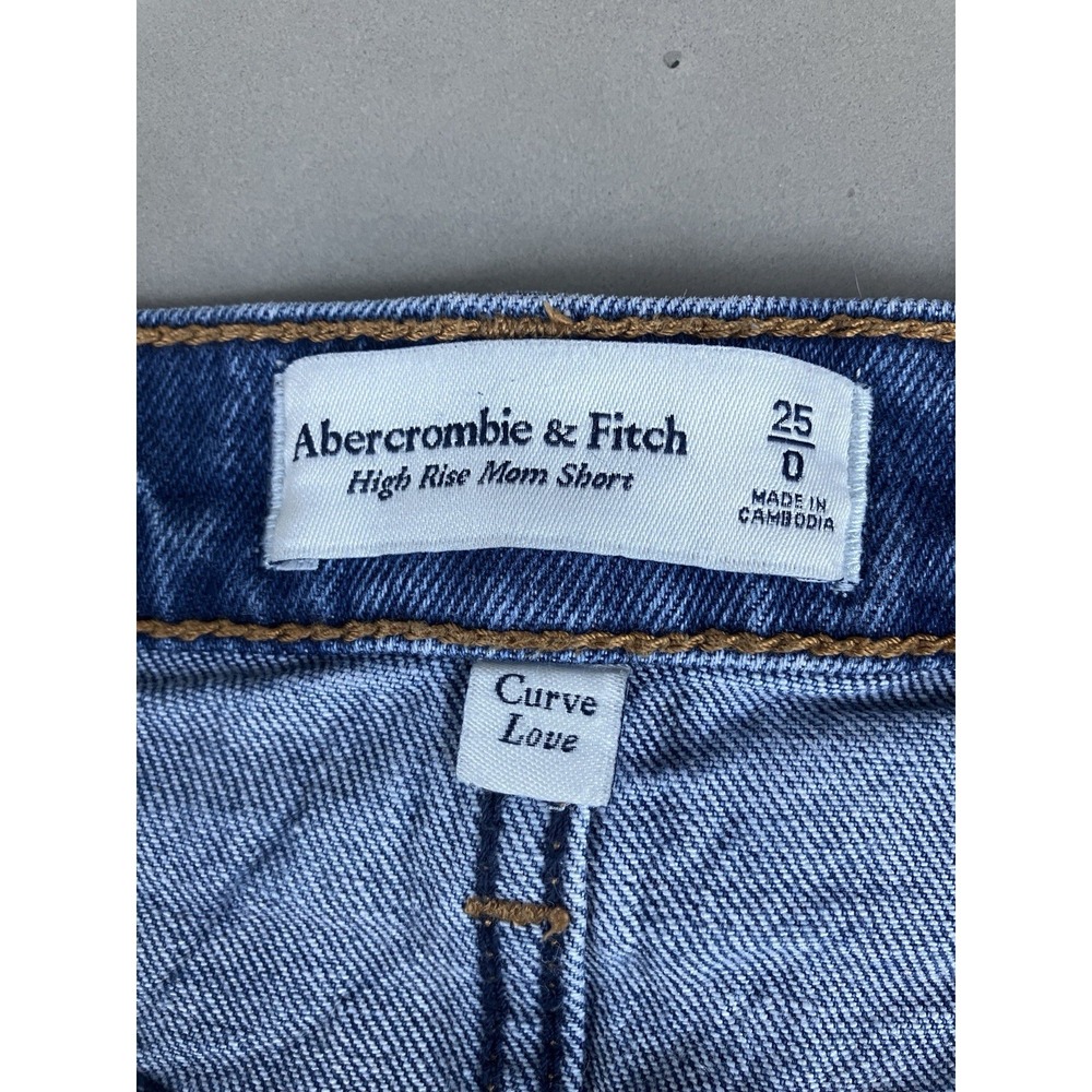 Abercrombie Curve Love Hi Rise Mom Shorts 25 0 Blue Denim Button Fly Distressed - Picture 2 of 11